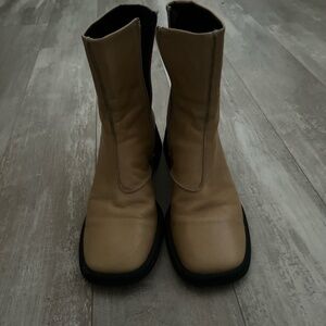 Vagabond Boots Size 9